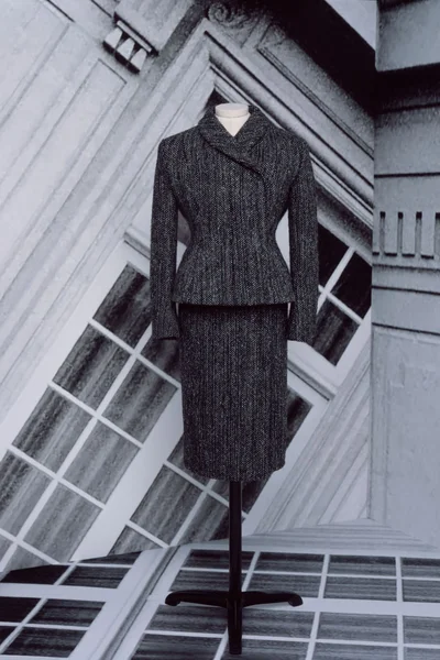 Look 11